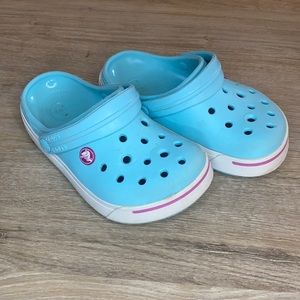 Size 1 (Junior) Light Blue Crocs
